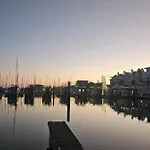 Barco Dalida Hotel na wodzie *