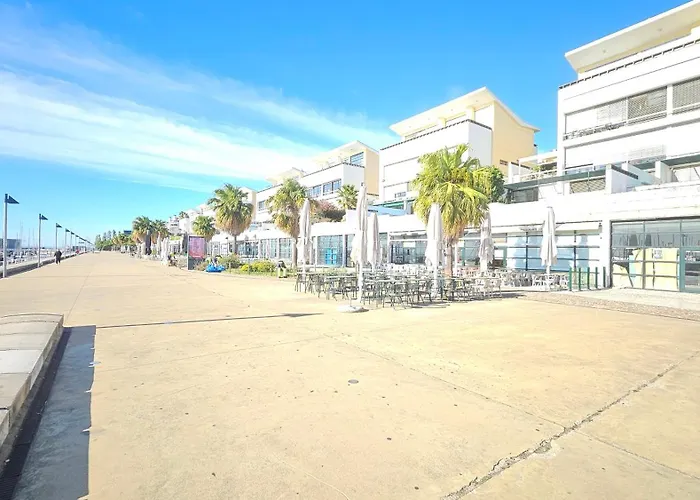 Πλωτό κατάλυμα Barco Dalida *